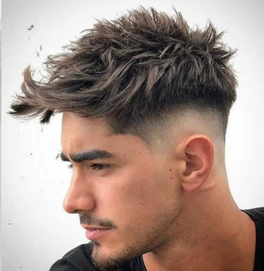 Teksturirani fade šišanje Miloša u FENIX Barber Shopu u Tivtu