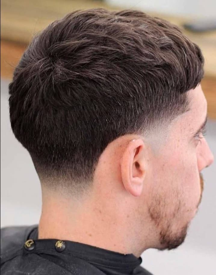 Taper fade crop stilizovan od Miloša u FENIX Barber Shopu